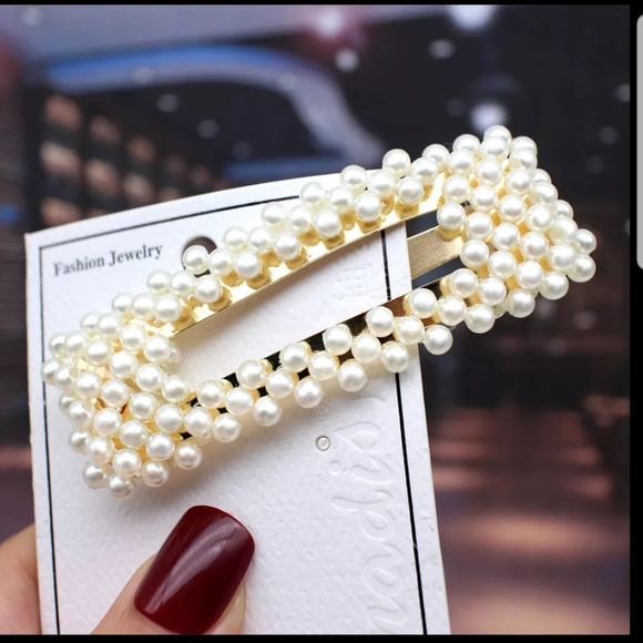 Accessories - Oversized Pearl Barrette 1 Hair Clip Rectangle B16